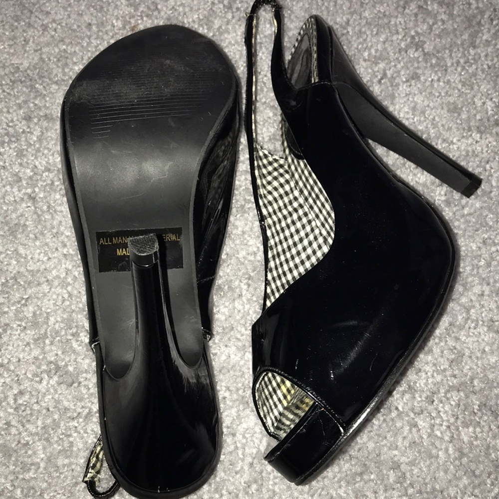 *FREE WITH PURCHASE Black Patten Leather Peep Toe - Picture 4 of 5
